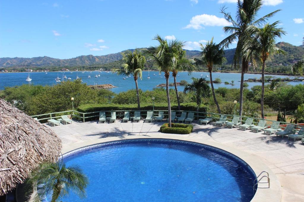 Swimming pool, Flamingo Marina Hotel in Playa Flamingo