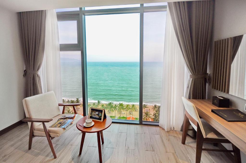 Surrounding environment, Melissa Hotel in Nha Trang