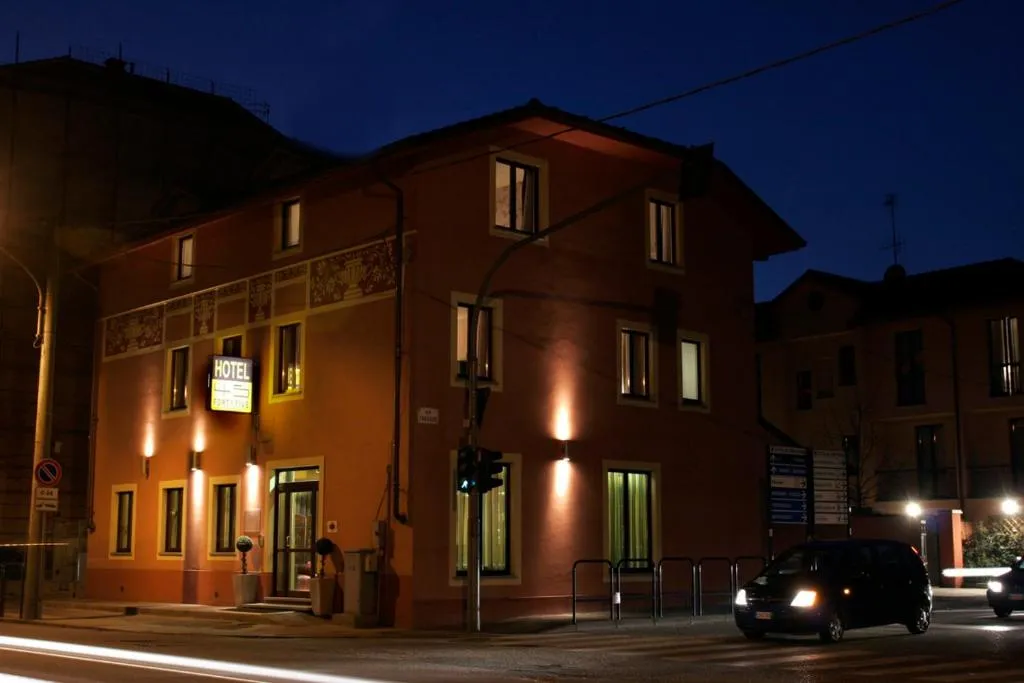 Hotel Fortyfive, hotel v destinaci Chivasso