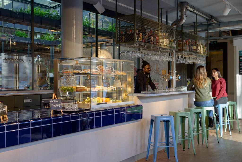 Restaurant, Stayokay Hostel Amsterdam Vondelpark in Amsterdam