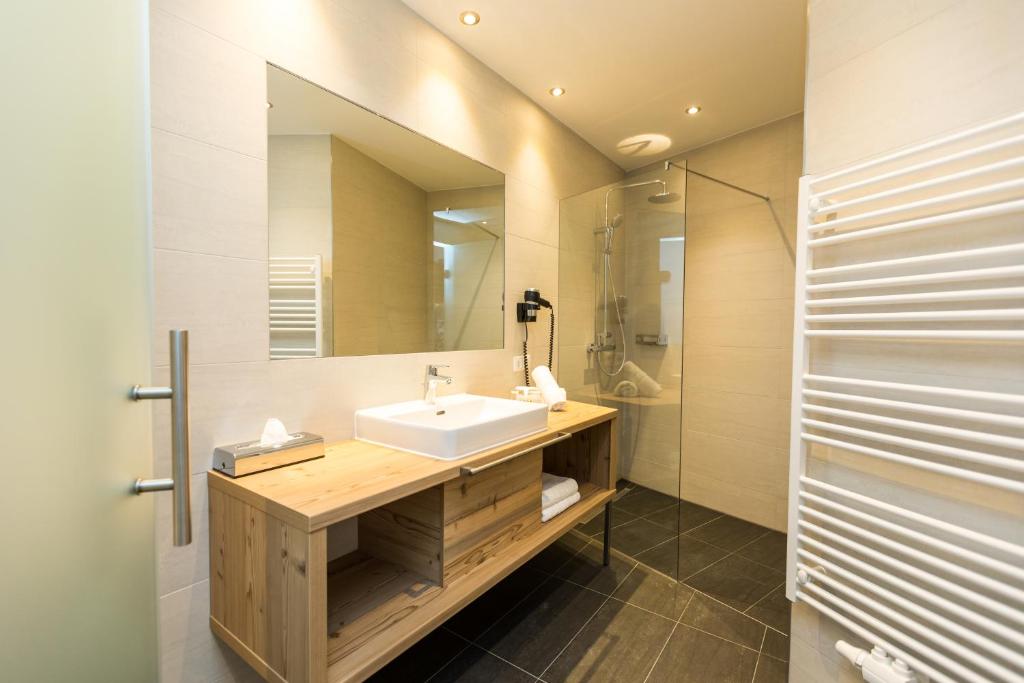 The Ischgl Lodge - 5