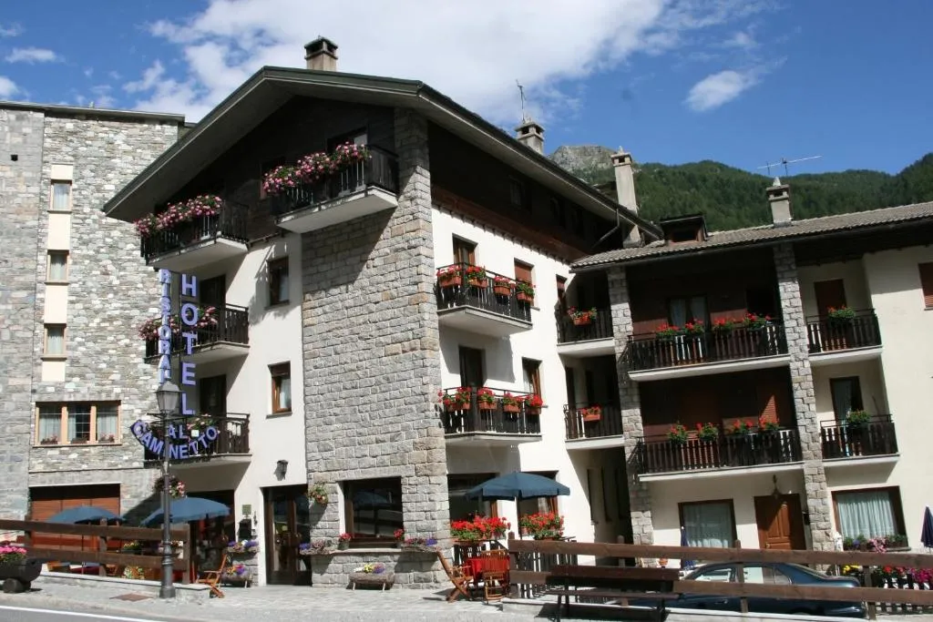 Hotel Al Caminetto, hotel v destinaci Valtournenche