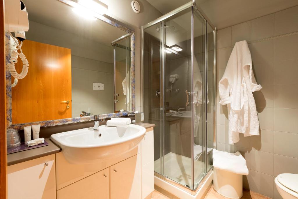 Best Western Albavilla Hotel & Co. Photo 8