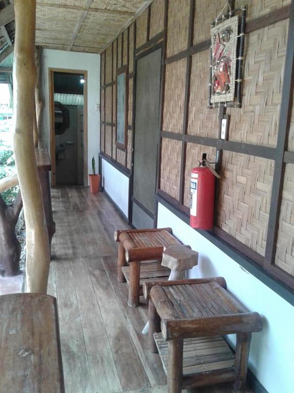 Chelle's Guesthouse and Backpackers