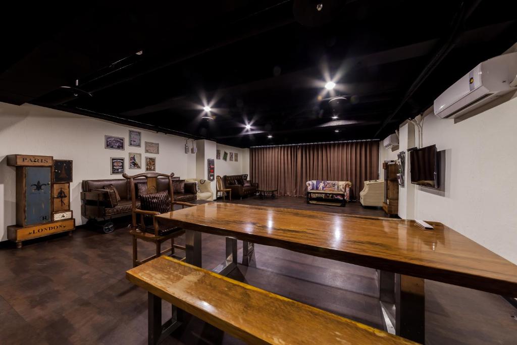 Hotel Fun – Linsen