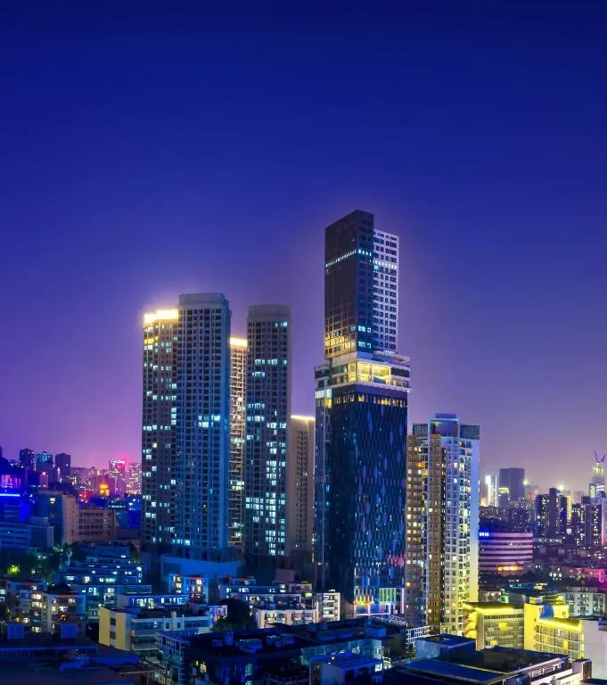 深圳品上云端服务式公寓，位于深圳的酒店