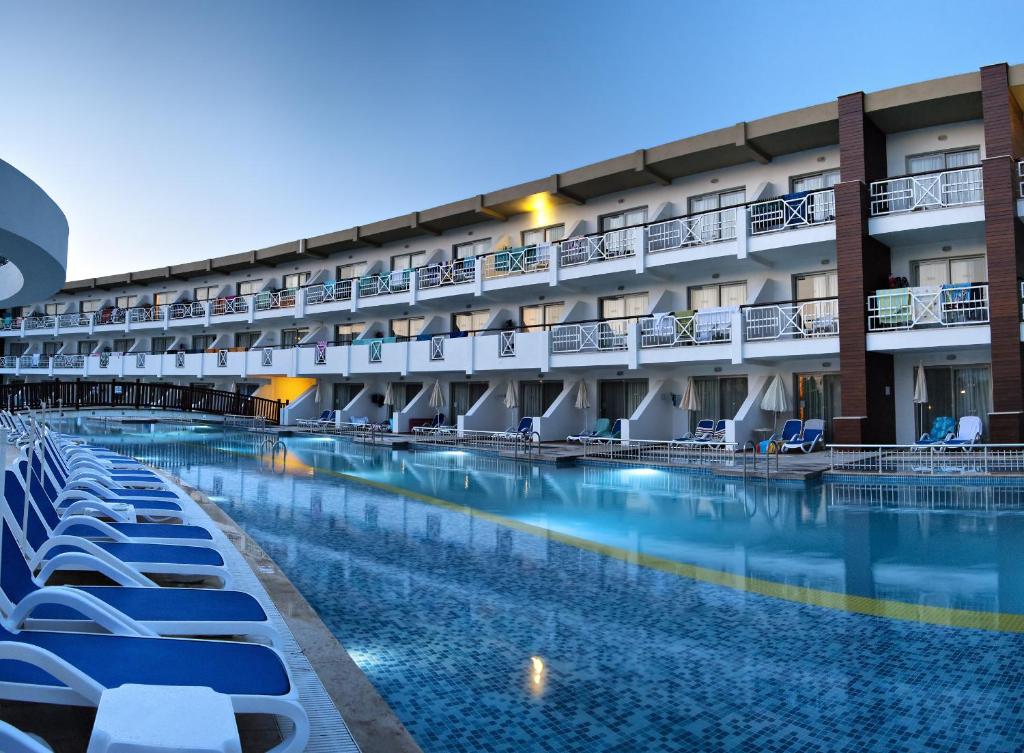 Ephesia Holiday Beach Club — Kusadasi, Aydin
