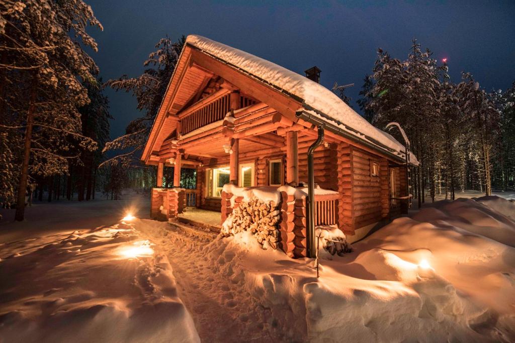 Lampiranta Log cabin photo