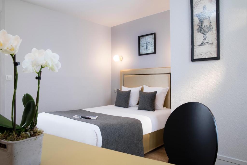 Hotel des Roys Versailles photo