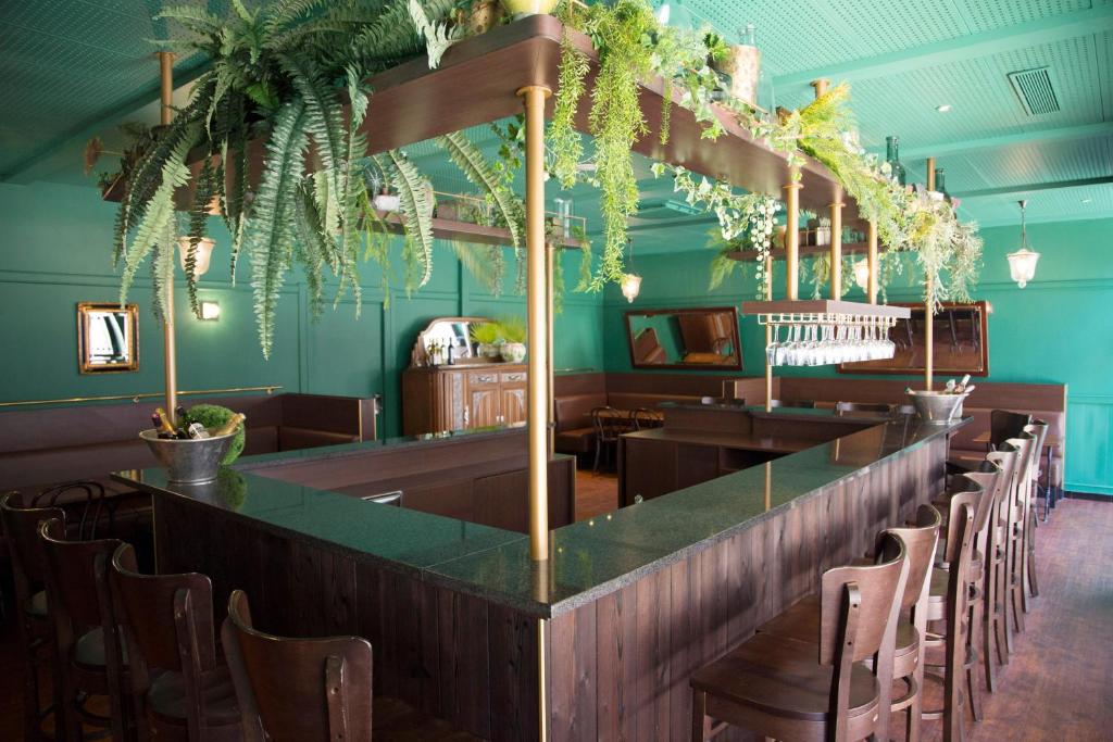 Храна и напитки