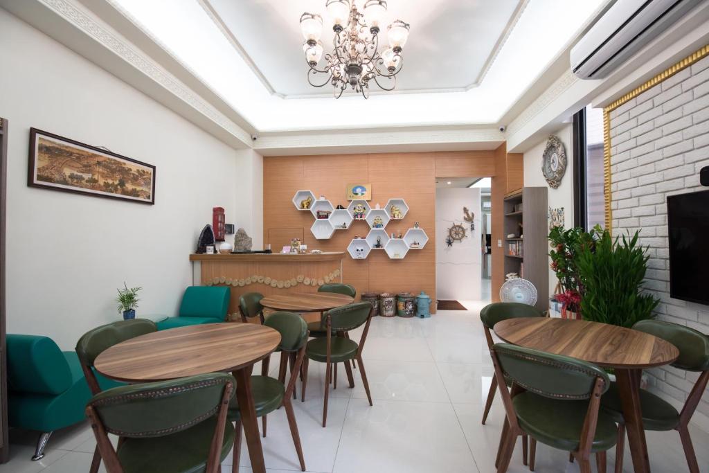 Shared lounge/TV area, Catt Leya B&B Hotel in Penghu