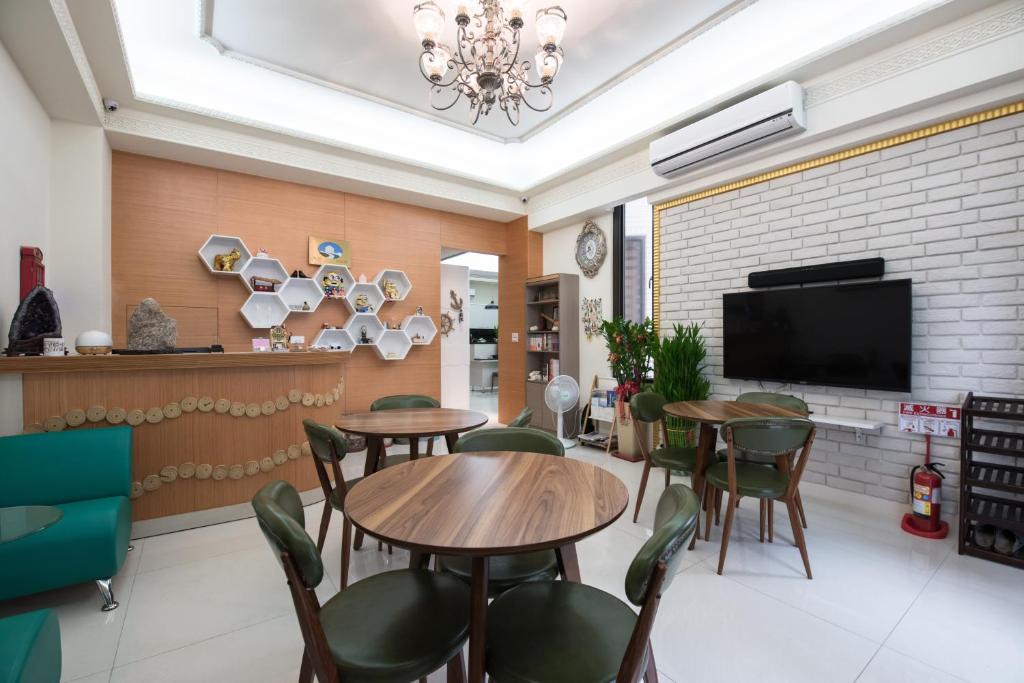 Shared lounge/TV area, Catt Leya B&B Hotel in Penghu