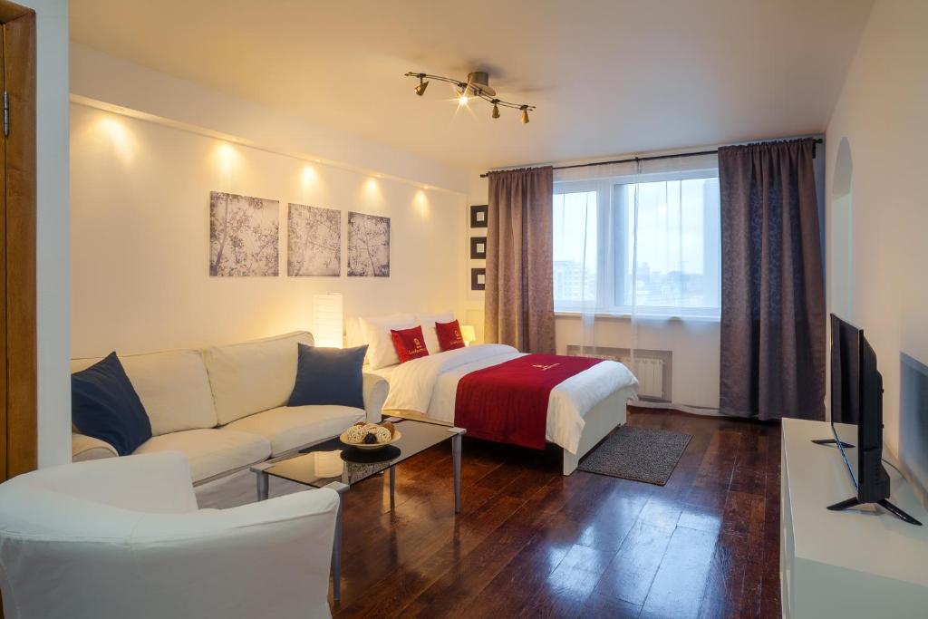 Lux Apartments Tulskaya — Hotel in Moscow