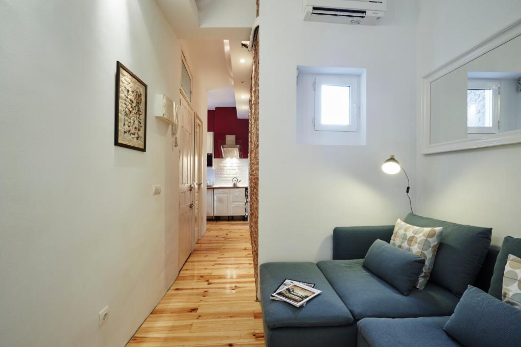 LEEWAYS APARTMENT in MANCEBOS - 3