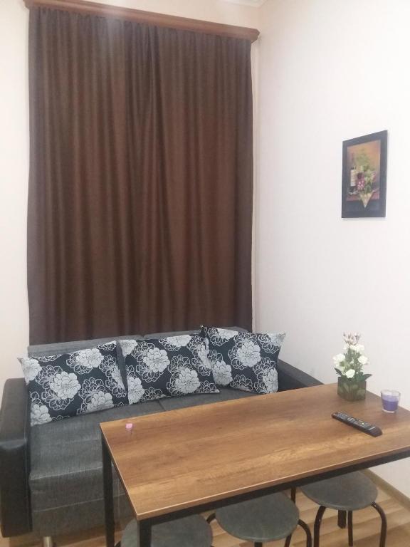 Vakhtang Gorgasali apartment photo