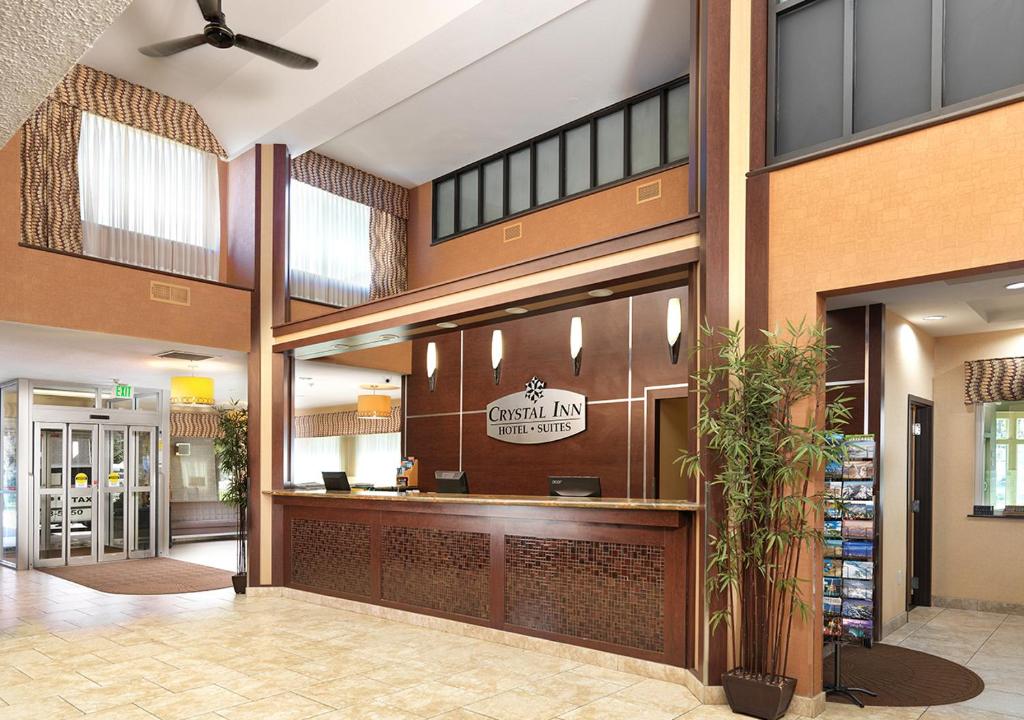 Crystal Inn Hotel & Suites - Salt Lake City Photo 8