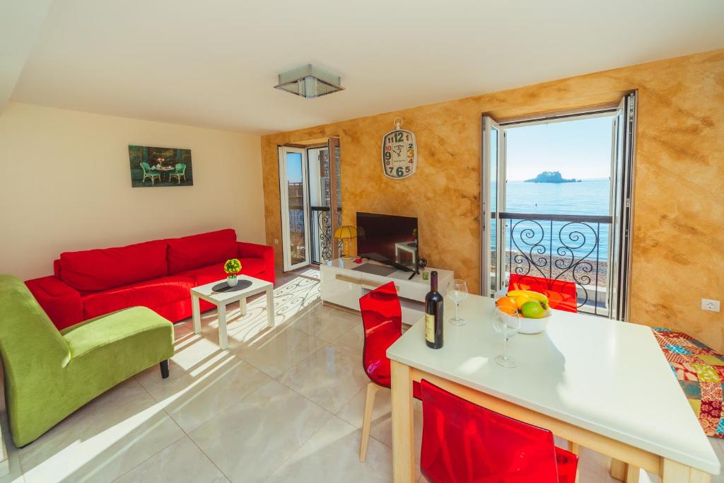 Galija lux Petrovac - 5