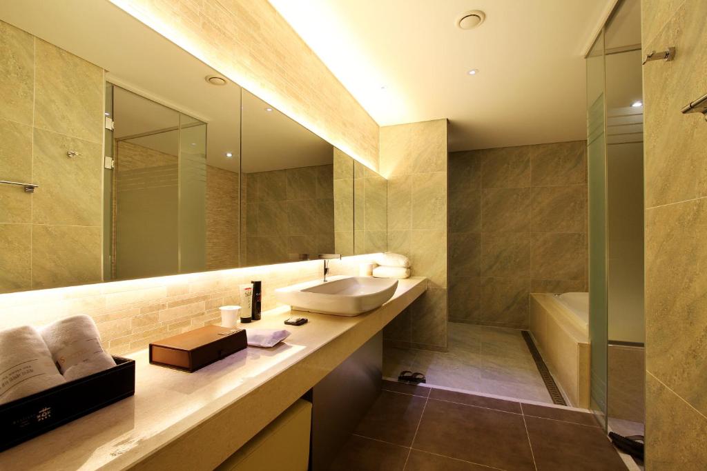 Uijeongbu Latree Hotel photo