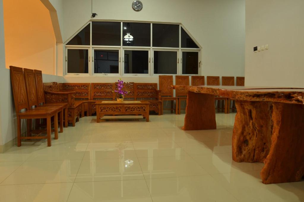 Surya Darma Homestay photo