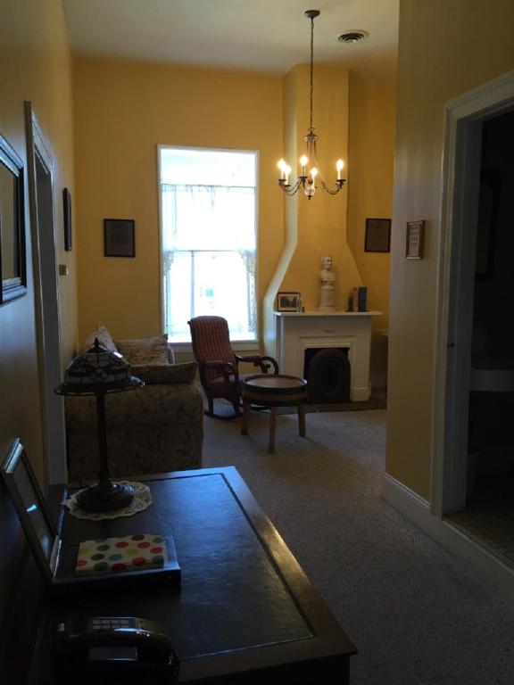 Talbott Tavern and Inn photo