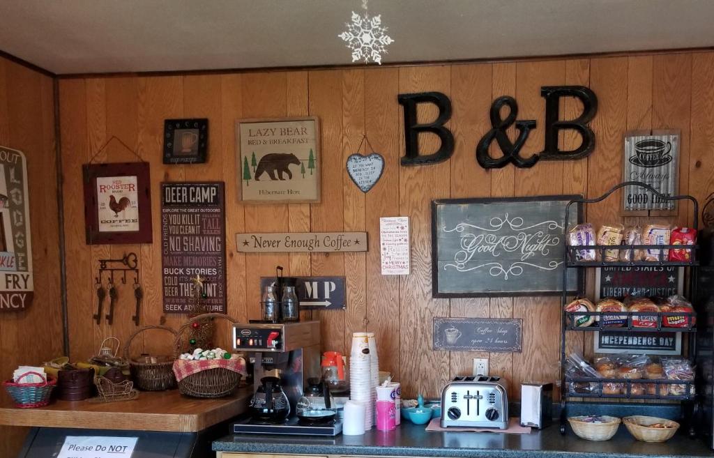 Gold Pan Lodge photo