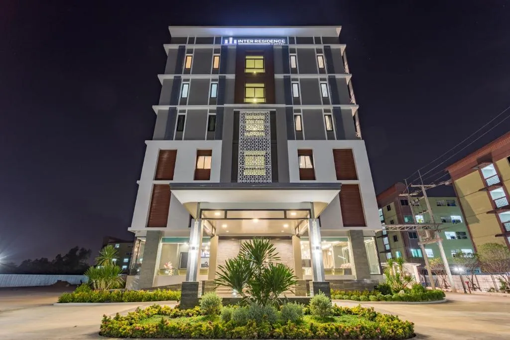 Grand Inter Hotel，位于Samut Sakhon的酒店