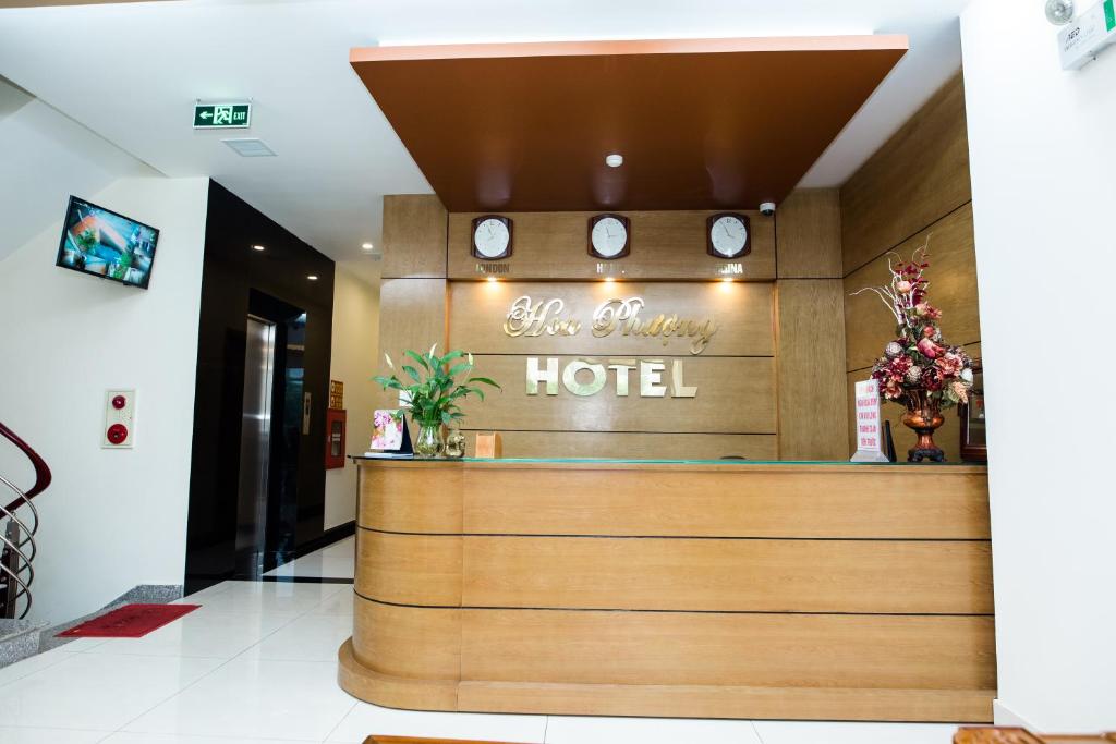 Khách sạn Hoa Phượng