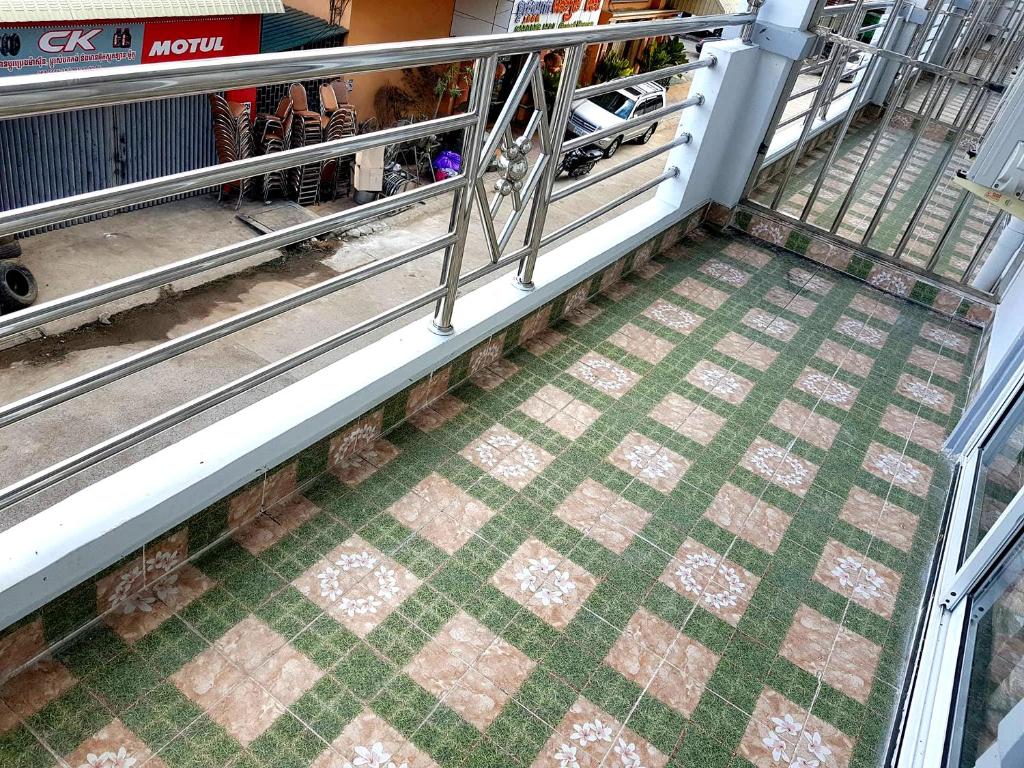 Balcony/terrace, Lucky hostel and guesthouse in Battambang
