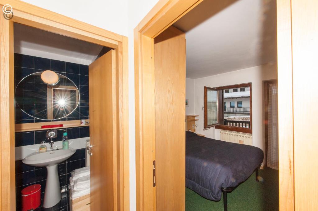 Breuil Cervinia Funicular House with Private Garage photo