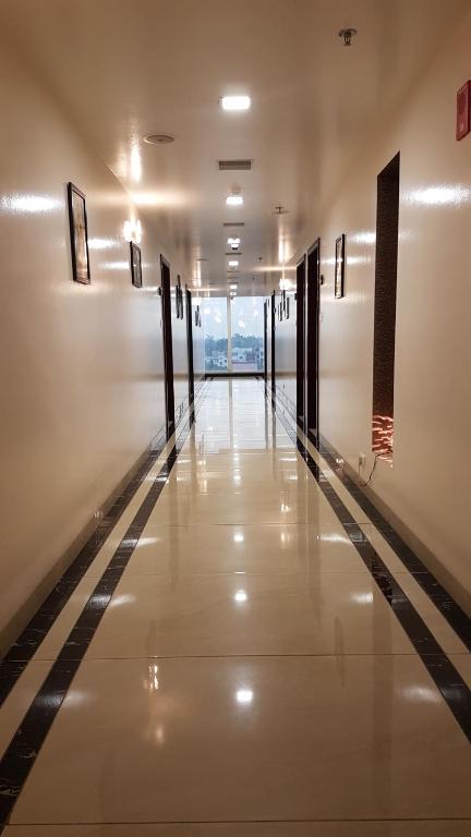 The AVR Hotel & Banquets photo