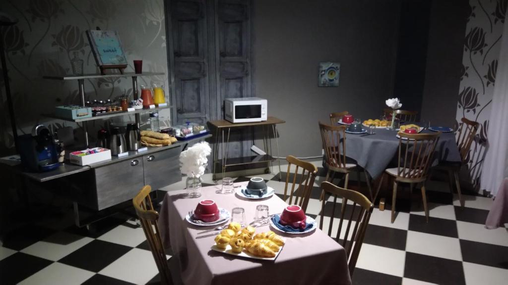 Le Jardin Des Saveurs Rue Armand Caillard Neuville-de-poitou