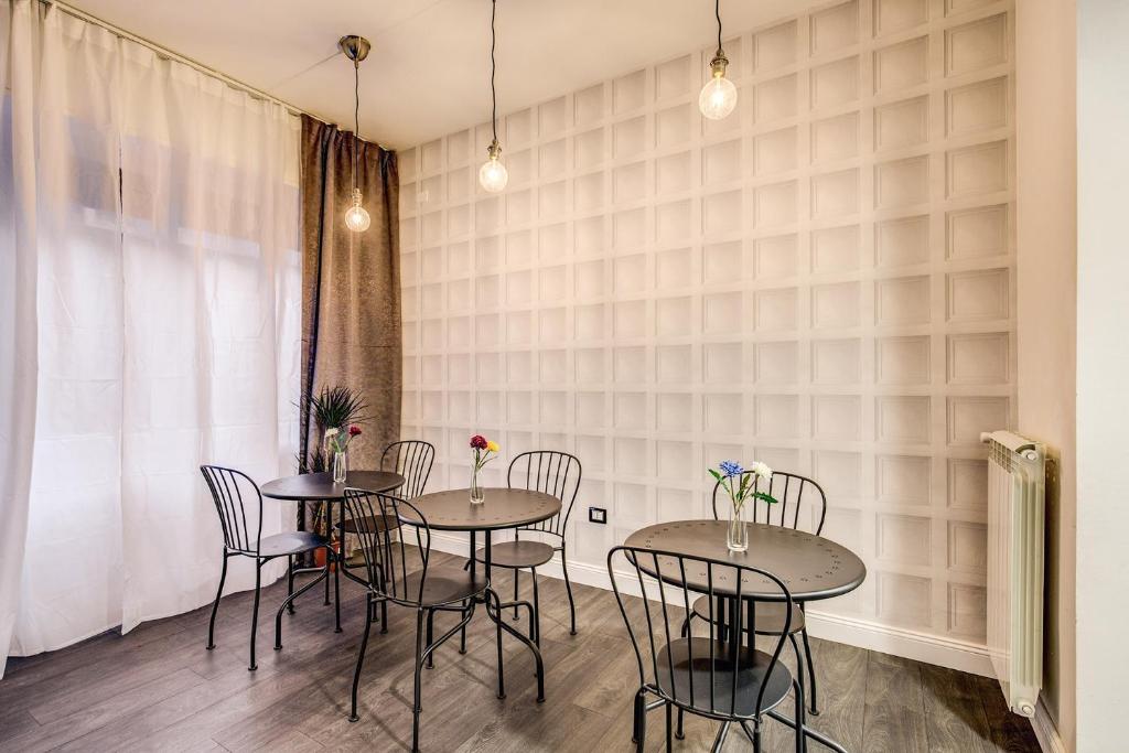 Kitchen, AwesHomeItaly - Hanging Gardens in Pisa