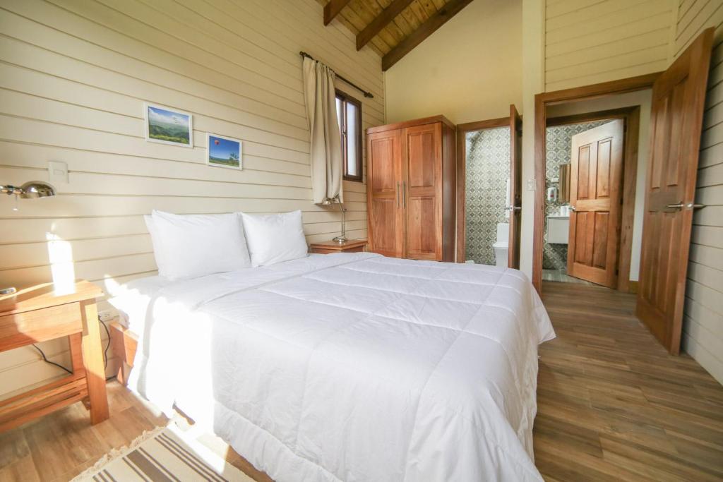 Carmen Hotel & Villas photo