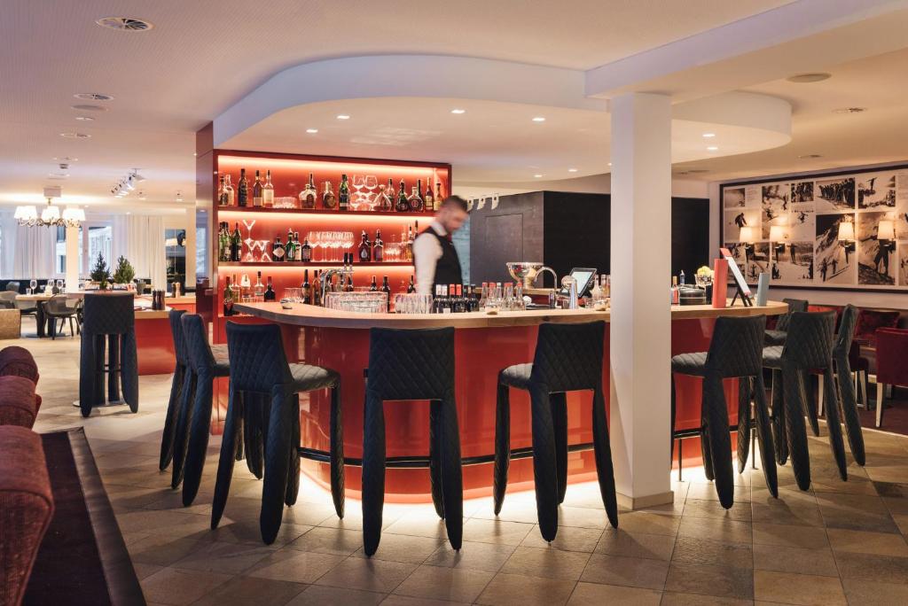 Hinterwies – Ski In / Lodge / Dine - 3