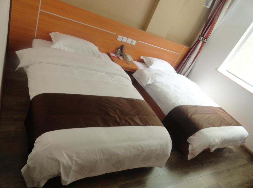 Thank Inn Hotel Sichuan Ganzi Kangding Lucheng Town Xinshiqian Street photo