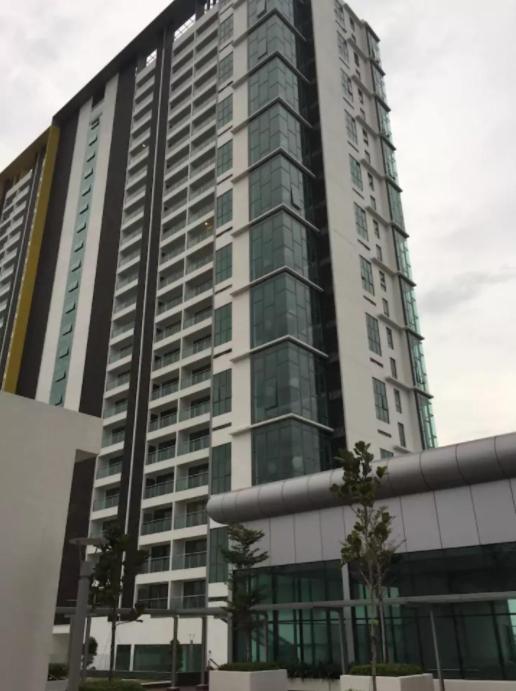 Damaye Evo Soho Suites in Central Bangi photo