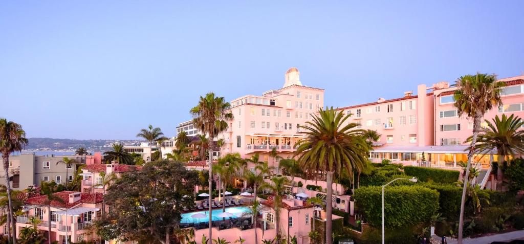 La Valencia Hotel Photo 1