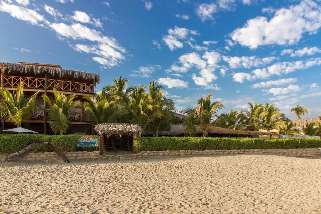 Las Olas, hotel v destinaci Máncora
