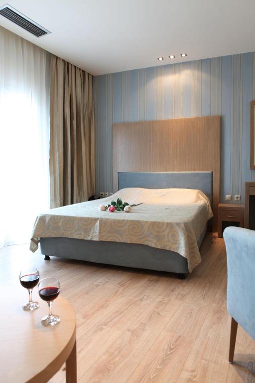 Hotel Alfa photo