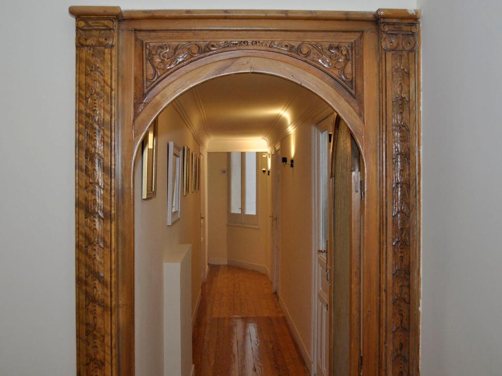 Grand Via House photo