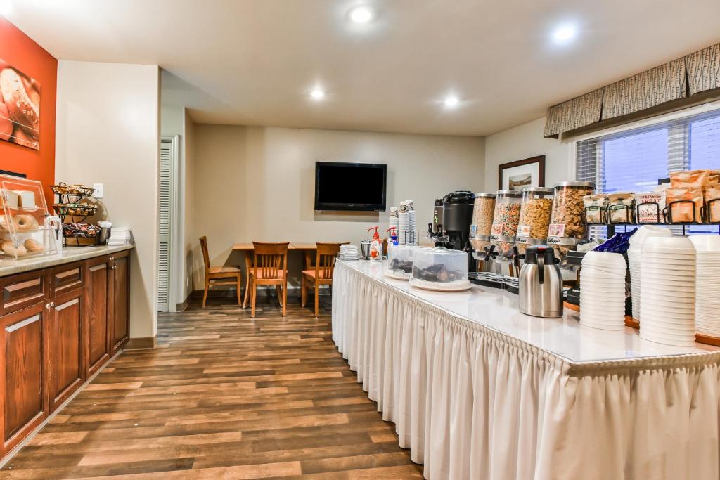 EXTENDED STAY - ST. JOHN'S - St Johns NL 222 Lemarchant Rd. A1C2H9