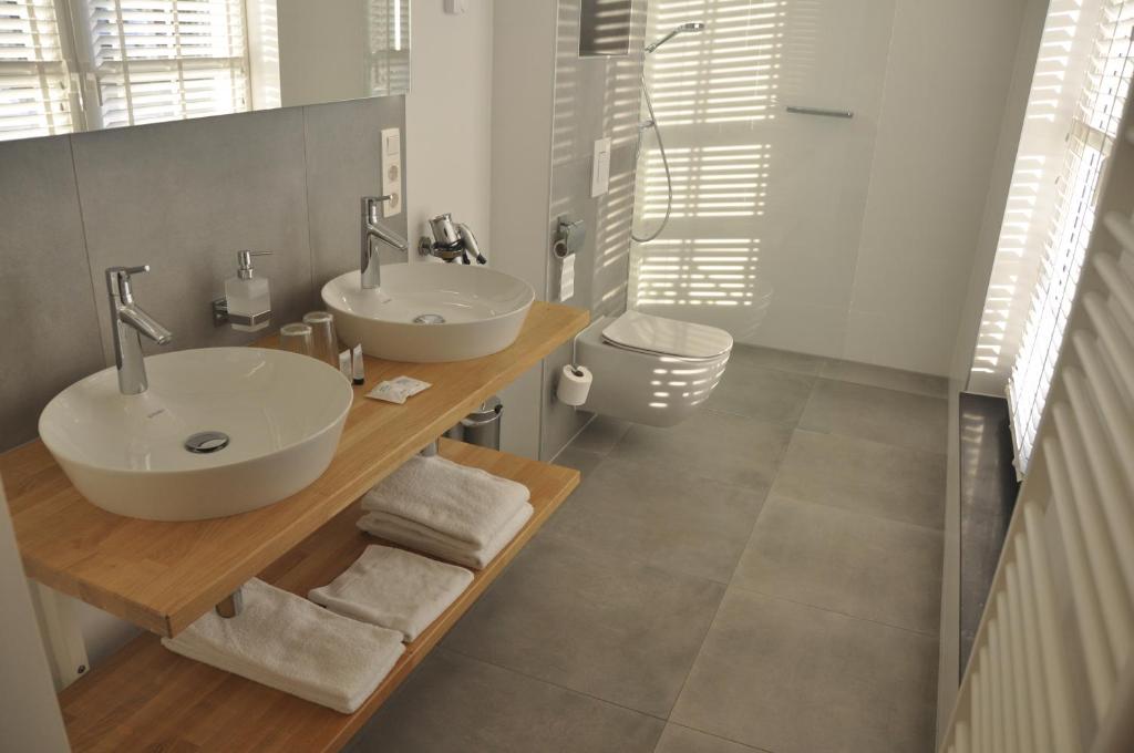 Hotel Sanders de Paauw ViaMichelin HOTEL Sluis 4524 CK