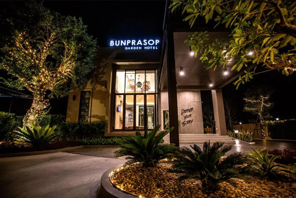 Bunprasop Garden Hotel, hotel in Nakhon Si Thammarat