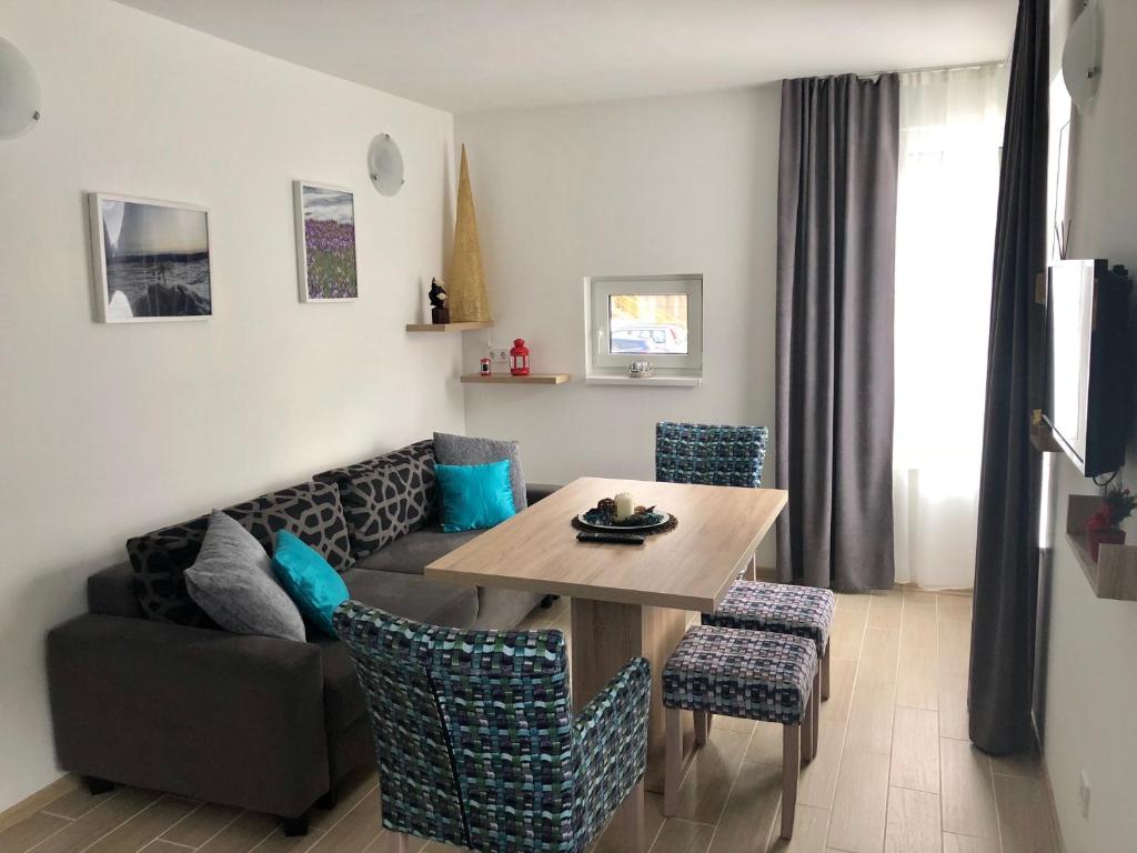 Apartmani MONT 1 - 3