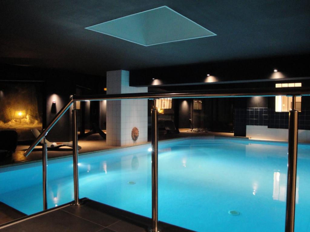 Chalet Hotel du Bois photo