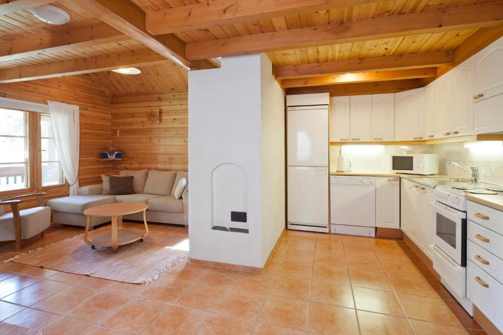 Holiday Club Hannunkivi Cottages photo