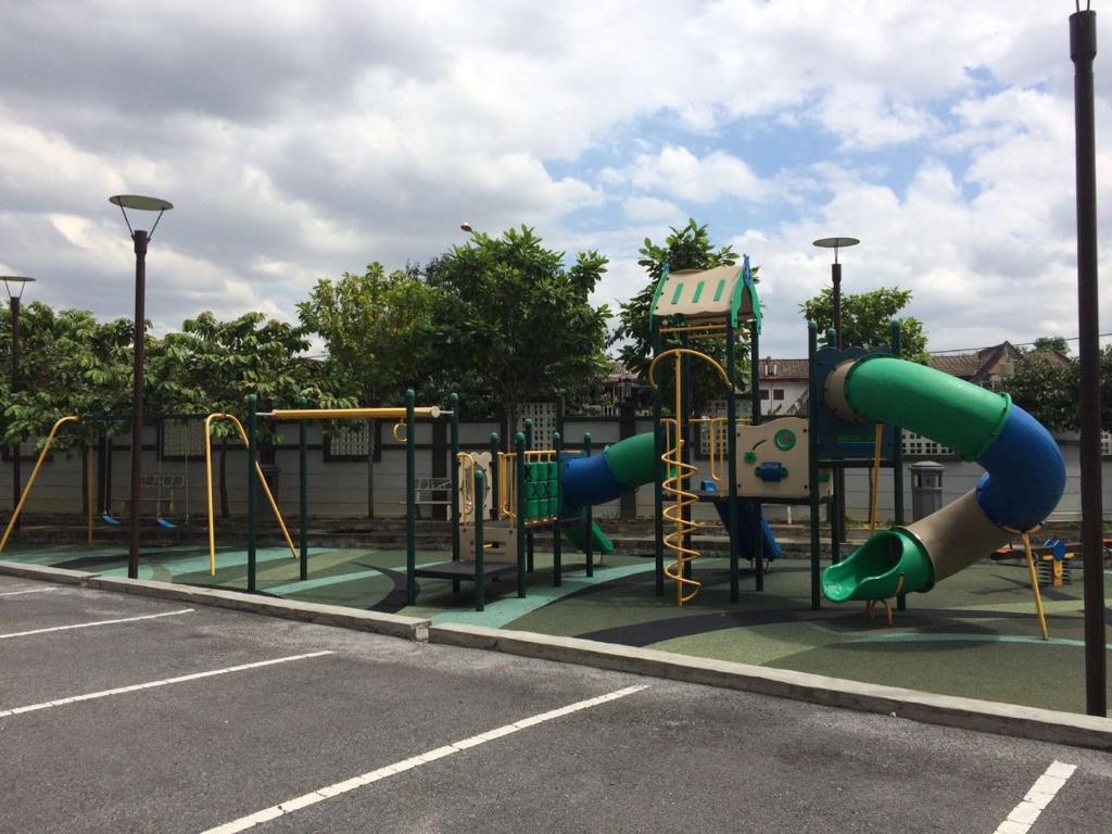 Homestay Shah Alam Seksyen 25 Shah Alam Malaysia Harga Dan Ulasan Planet Of Hotels