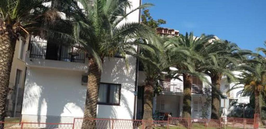 Studio Apartments 6 Palmi