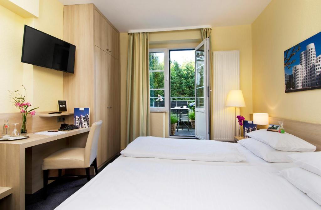Hotel am Hofgarten photo
