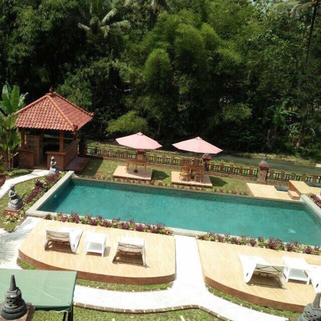 Rumah Dharma 2 Riverside photo